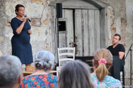 Ob Maistrovem letu izšla pesniška zbirka Maistrovih trideset (11)